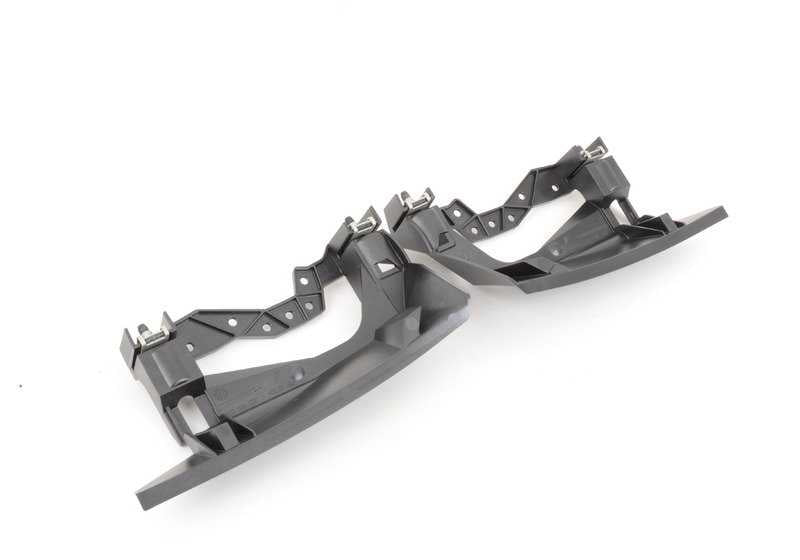 Soporte de fijación para faro OEM 63117379929 para BMW F80, F32, F33, F36, F82, F83. Original BMW.