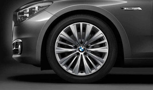 Pneumatico in alluminio multirradia 458 per BMW F07, F10, F11, F06, F12, F13, F01N, F02N (OEM 36116859878). BMW originale