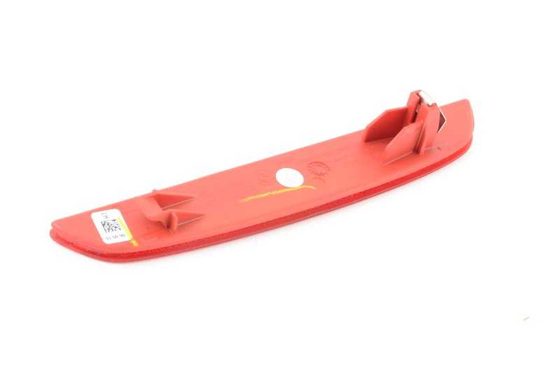 Reflector trasero izquierdo OEM 63147850005 para BMW F85. Original BMW.
