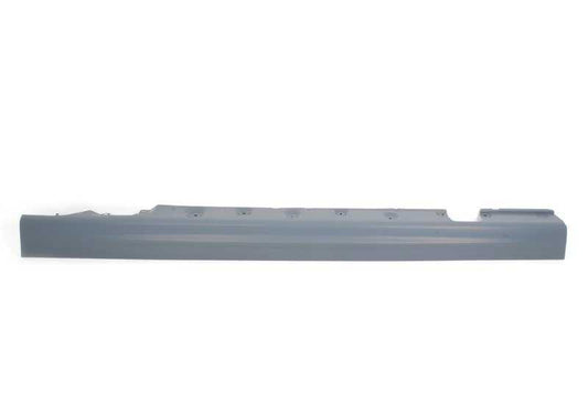 Moldura lateral izquierda imprimada OEM 51718211943 para BMW E46 (316i AL11, AL12, AL21, AL22, AL51, AL55, AN72, AN82, AX31, AX32). Original BMW.