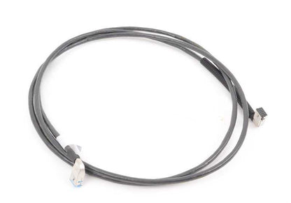 Cable LVDS OEM 61119215398 para BMW Serie 1 F20 (modelos: 114d, 114i, 116d, 118d) con motor N13, N47, B37. Compatible con versiones manuales y tracción trasera. Original BMW.