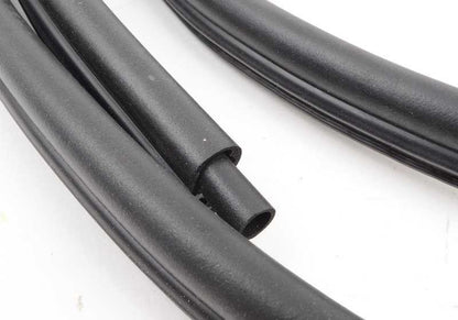Proteção de borda de porta traseira para BMW E90, E90N (OEM 51727247260). BMW original