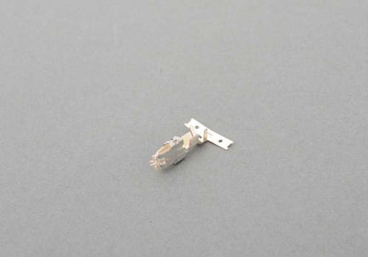 Connettore di contatto a doppia molla per BMW 1 E81 Series, E82, E87, E88, F20, F21, F52, Serie 2 F22, F23, F87, Serie 3 E36, E46, E90, E91, E92, E93, F30, F31, F34, F80, G20, G21, G28, G80 G81 F32, F33, F36, F82, F83, Serie 5 E39, E60, E61, F07, F.