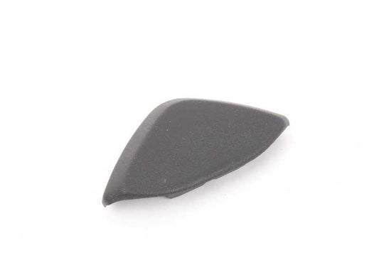 Tapón embellecedor OEM 72111904665 para BMW E30 y E28. Compatible con versiones con cinturón de seguridad delantero OEM. Pieza original BMW.
