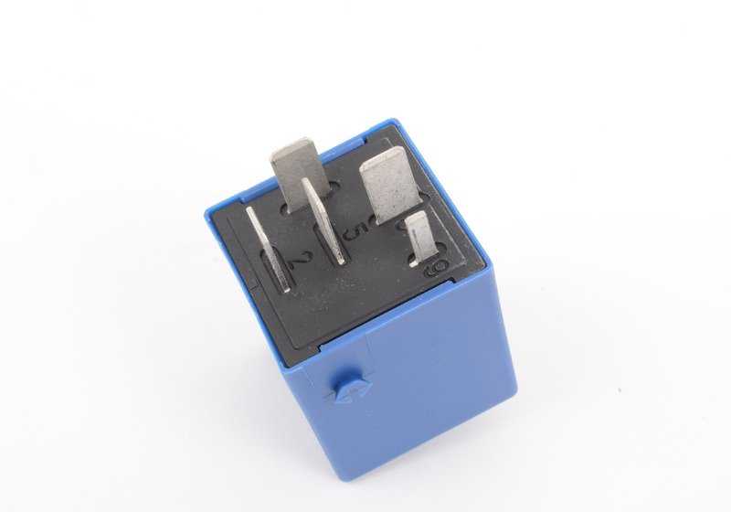 Relais violet / bleu OEM 61358364690 pour BMW E36, E38, Z3. BMW d'origine. Idéal pour résoudre des problèmes électriques ou remplacer le relais défectueux d'usine.
