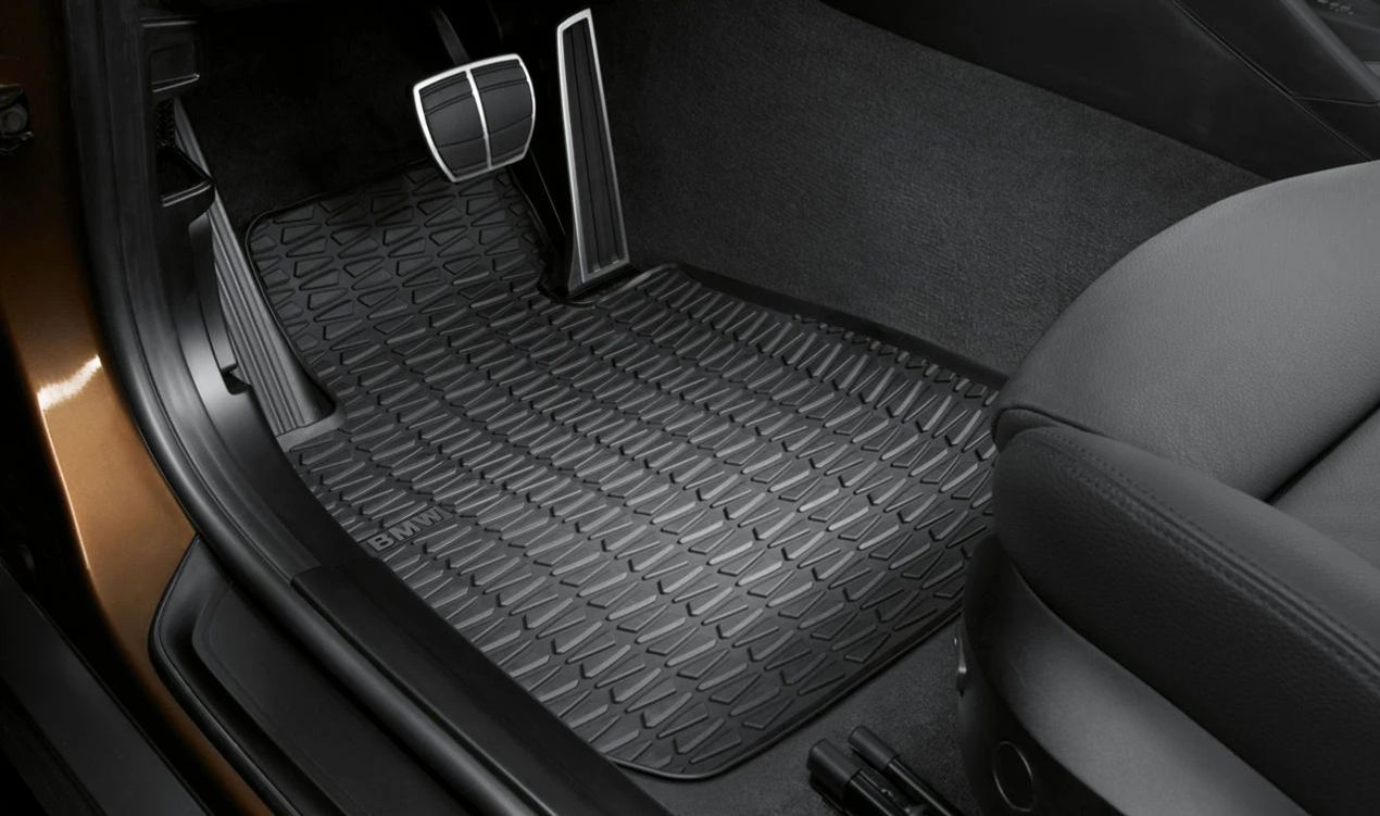 Alfombrillas todo tiempo delanteras OEM 51472336798 para BMW X1 E84 (09/2008 - 06/2015). Original BMW.