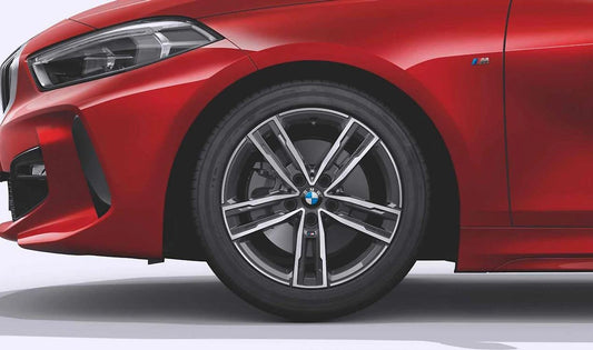 Complete winter wheel BMW M Double Spoke 550 OEM 36112471503 for BMW F40, F44. Original BMW.