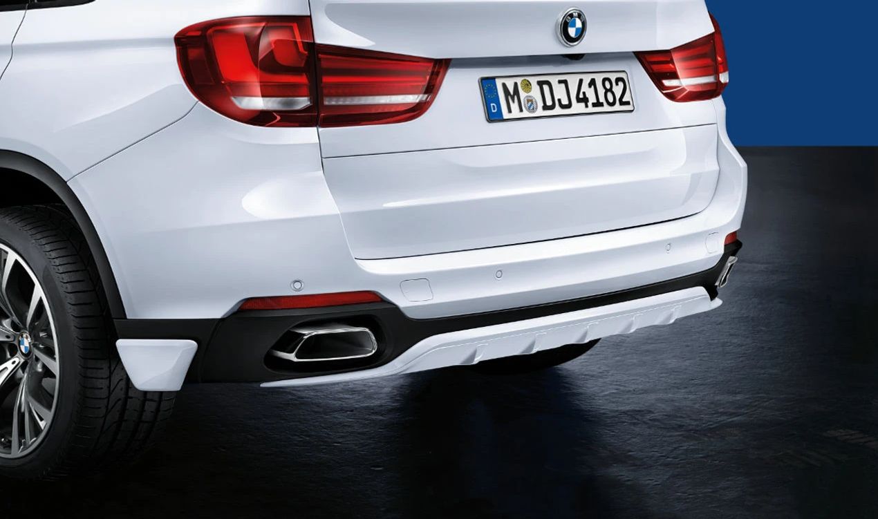 Embellecedores de escape M Performance cromados OEM 18302349214 para BMW X5 F15 25d y 25dX (sin paquete M ni diseño Pure). Incluye difusor trasero. Original BMW.