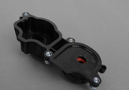 Válvula de ventilación del cárter OEM 11127793163 para BMW E46, E39, E38, E53. Original BMW.