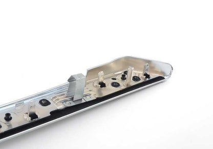 Blende Puerta Aluminio Acabado Fino para BMW Serie 5 F10, F11, F18 (OEM 51417225545). Original BMW.