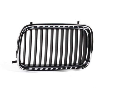 Links dekoratives Gitter 51138206609 für BMW E36 320i (alle kompatiblen Modelle). Originales äußeres Stück BMW.