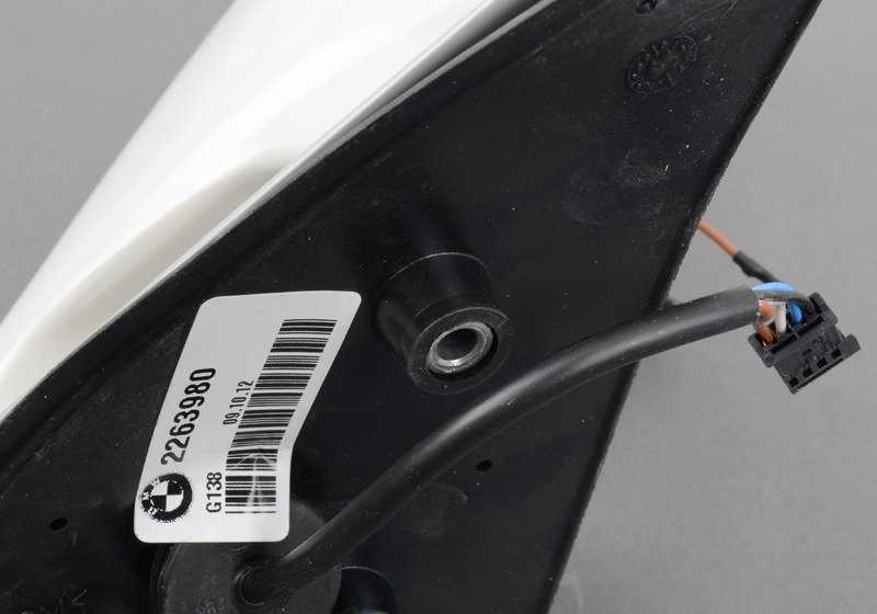 Erhitzter elektrischer Außenspiegel für BMW E36 (OEM 51162263980). Original BMW