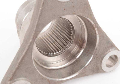 Brida de salida OEM 27107539195 para BMW E53, E70, E71, E72. Original BMW.