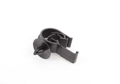 Soporte sujetacables OEM 61136954775 para BMW E81, E82, E87, E88, F20, F21, G42, G87, E90, E91, E92, E93, F30, F31, F34, G20, G21, G28, G80, G81, F32, F33, F36, F82, G22, G23, G26, G82, G83, E84, E89, i3 I01, I12, I15, I20. Original BMW.