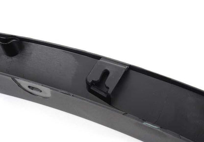 Tapa guardabarros trasera derecha para BMW F25, F26 (OEM 51777210084). Original BMW.