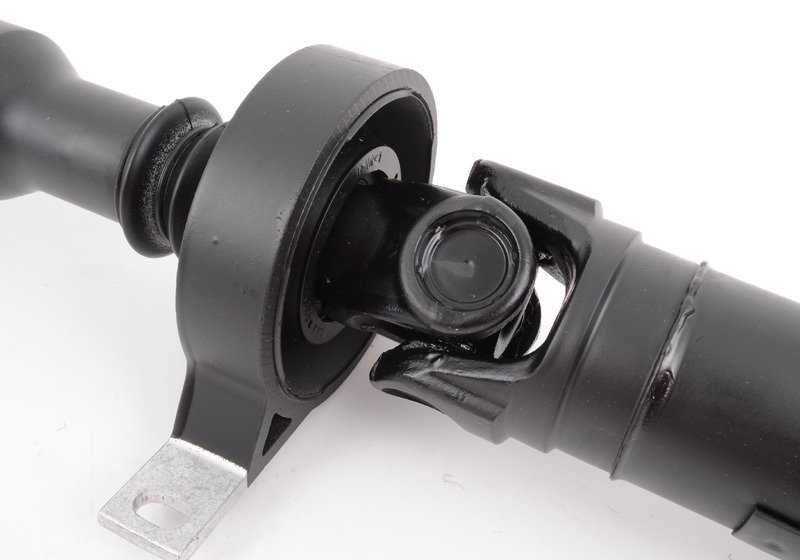 Árbol de transmisión trasero OEM 26107564740 para BMW E83, E83N. Original BMW.