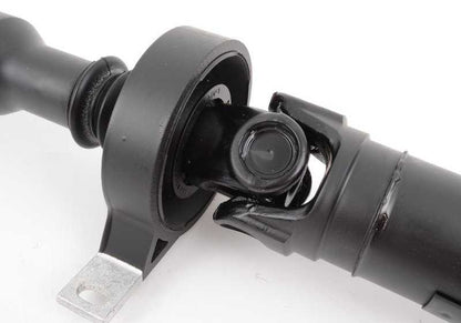 Árbol de transmisión trasero OEM 26107564740 para BMW E83, E83N. Original BMW.