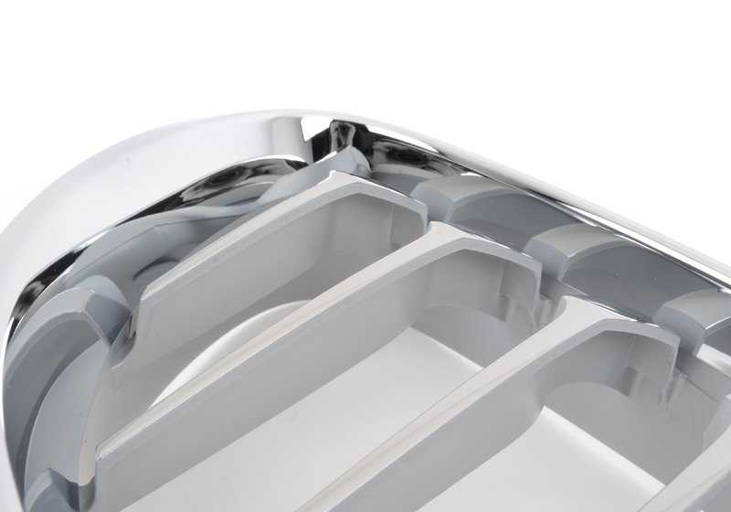Rejilla decorativa delantera derecha OEM 51137370392 para BMW F06, F12, F13. Original BMW.