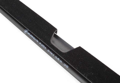 Cubierta exterior de puerta trasera izquierda OEM 51357275317 para BMW F06. Original BMW.
