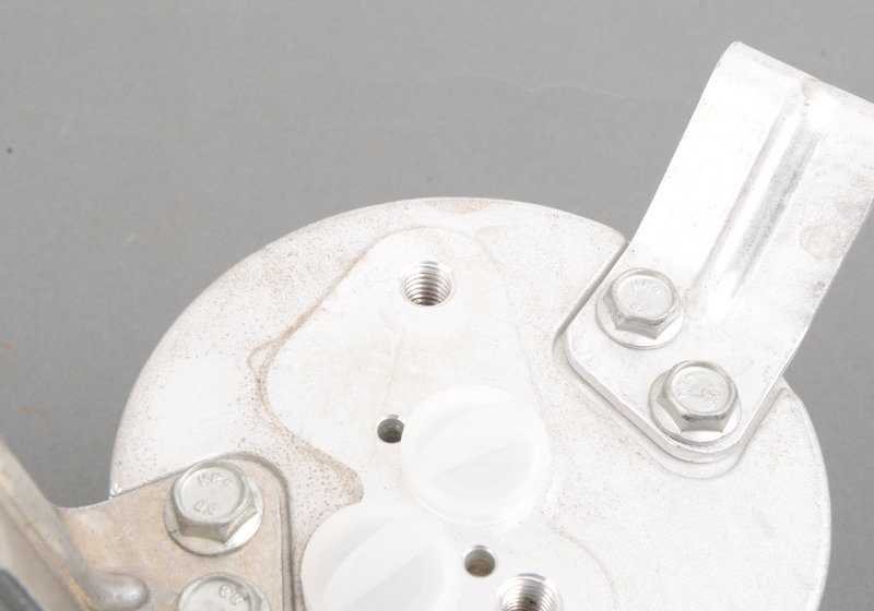 Sécheur de climatisation OEM 64538375754 pour BMW E36, E36 Compact, E36 Coupé, E36 Touring, E36 Cabrio, Z3. BMW d'origine.