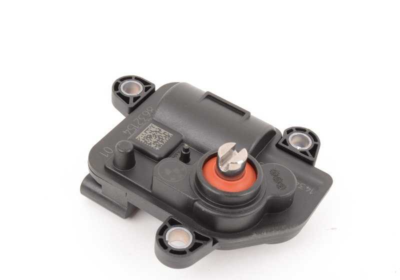 Exhaust valve actuator for BMW 1 Series F20, F21, F40, F52, 2 Series F22, F23, F44, F87, 3 Series F30, F31, F34, F35, 4 Series F32, F33, F36, i I12, I15, X1 F48, F49, X2 F39, X5 F15, X6 F16 (OEM 1 8308632154). Genuine BMW.