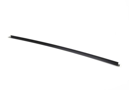 Moldura del marco de la ventana de la puerta trasera izquierda para BMW F26 (OEM 51357335677). Original BMW.