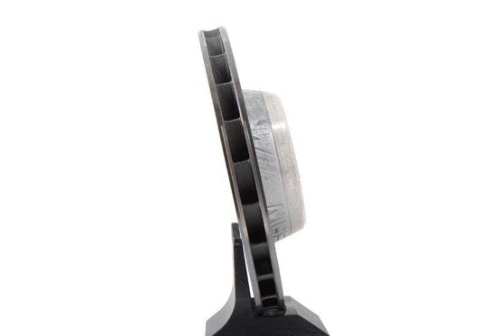 Disco de freno ventilado izquierdo OEM 34112227735 para BMW E34 M5 y E31 850CSi. Original BMW.