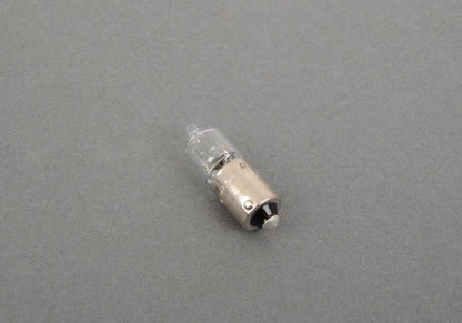 Bombilla 5W OEM 63311374798 para BMW E30, E36, E38, E39, Z1. Compatible con pilotos, salpicadero y otras luces interiores/exteriores. Original BMW.