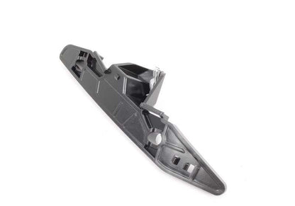 Soporte inferior izquierdo lateral delantero OEM 51117293803 para BMW F34 318d. Compatible con modelos de 2013 a 2020. Pieza original BMW.