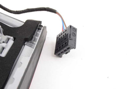 Piloto trasero derecho maletero OEM 63217162304 para BMW E93 (Serie 3 Cabrio). Original BMW.