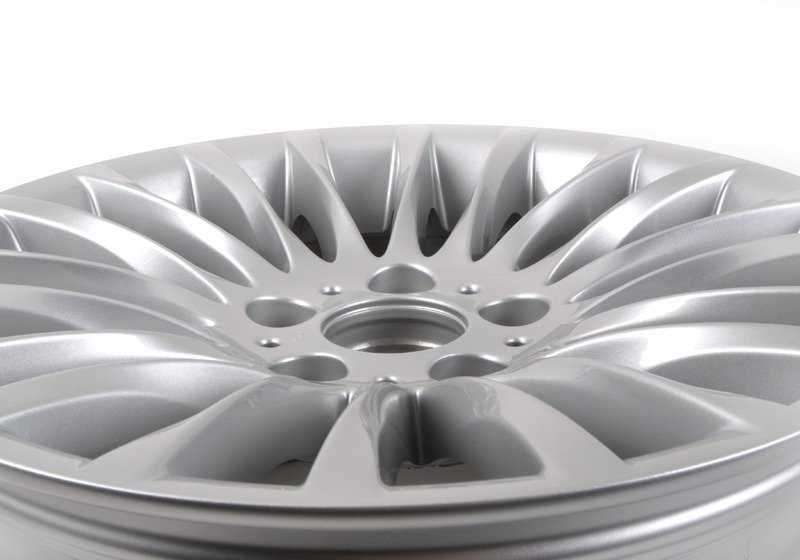 Llantas de Aluminio Radial Spoke 187 para BMW Serie 3 E90, E91, E92, E93 (OEM 36116768969). Original BMW.