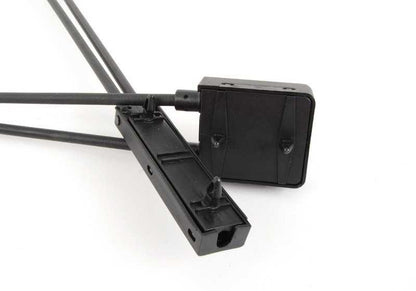 Front de câble Bowden pour BMW F52 Series 1, F45, F45N, F46, F46N Series 2, X1 F48, F48N, F49, F49N, X2 F39, Mini F55, F56, F57, F60 (OEM 51237300571). BMW d'origine.