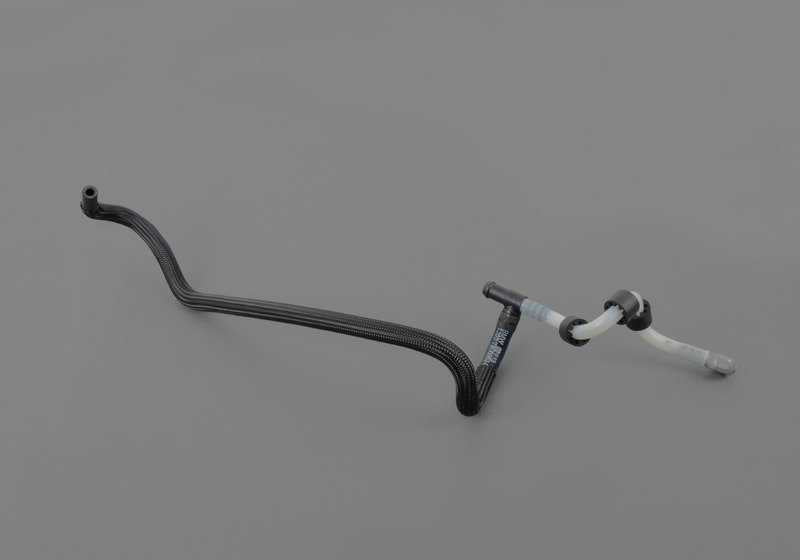 Tubería de retorno de combustible OEM 13537806962 para BMW E70, E70N, E71. Original BMW.