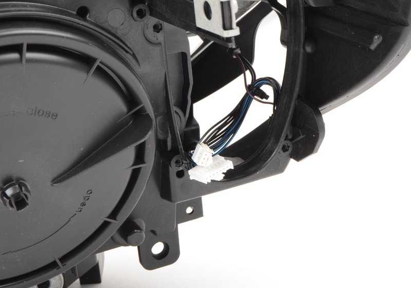 Faro delantero derecho LED AHL OEM 63117377856 para BMW F80 (M3) y BMW F32 (428i, 430i y xDrive). Compatible con modelos de 2013 a 2018. Recambio original BMW.