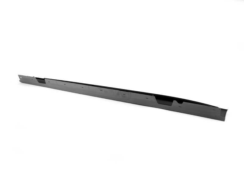Moldura lateral derecha imprimada OEM 51777202654 para BMW E90, E91. Original BMW.