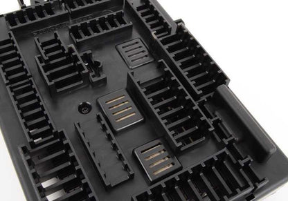Distribuidor eléctrico trasero OEM 61149259466 para BMW F20, F21, F22, F23, F87, F30, F31, F34, F80, F32, F33, F36, F82, F83, F15, F85, F16, F86. Original BMW.