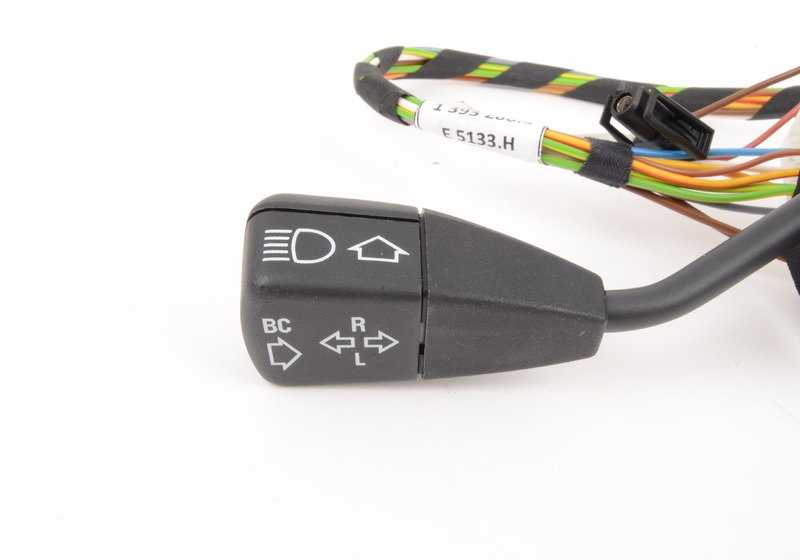Interruptor de luces e intermitentes OEM 61311393288 para BMW E30, E28, E24, E23, E21. Control de intermitentes, luces cortas y largas. Original BMW.