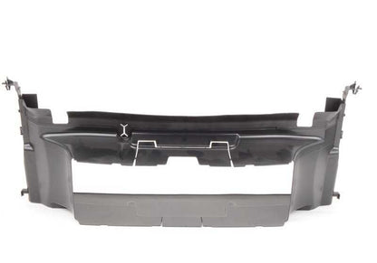 Deflector de aire inferior OEM 51748054228 para BMW F30 y F31 (316d con motores N47, N13, N20, B47). Original BMW.
