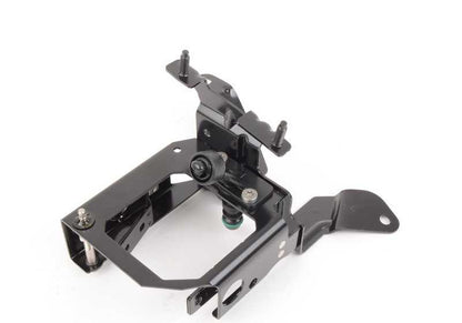 Soporte para cámara de visión nocturna OEM 66546962481 para BMW E65 y E66. Original BMW.