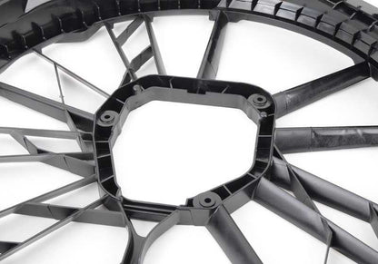 Soporte de ventilador OEM 17117557814 para BMW E82, E88, E90, E92, E93. Original BMW.