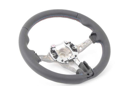 Volent sportif en cuir pour la série BMW 5 F10, 6 séries F06, F12, F13 (OEM 32307846034). BMW d'origine