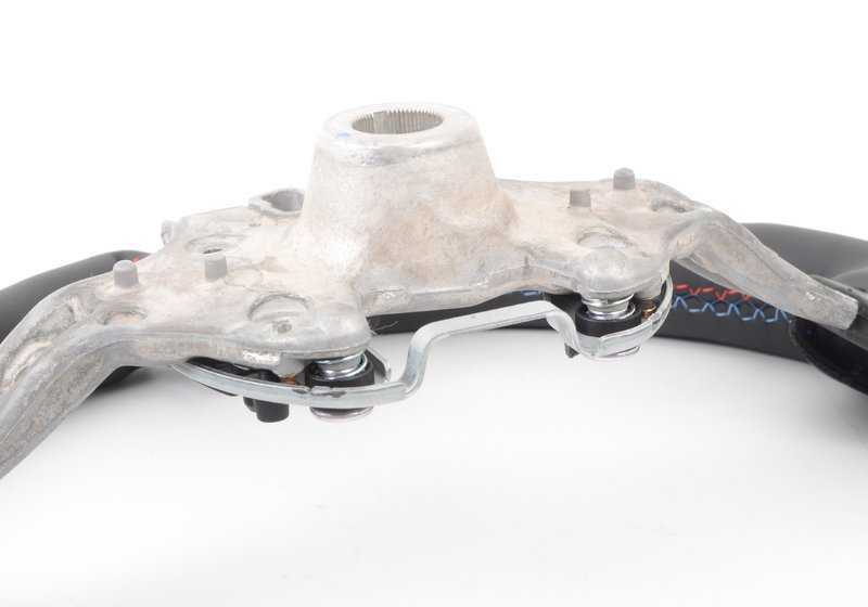 Volent sportif en cuir pour la série BMW 5 F10, 6 séries F06, F12, F13 (OEM 32307846034). BMW d'origine