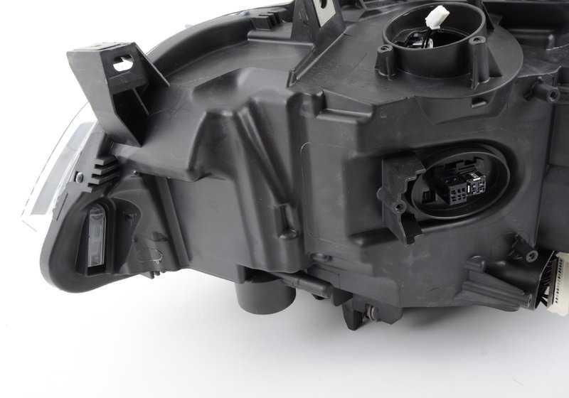 Faros Bi-Xenón derecho OEM 63117388932 para BMW F22, F23, F87. Original BMW.