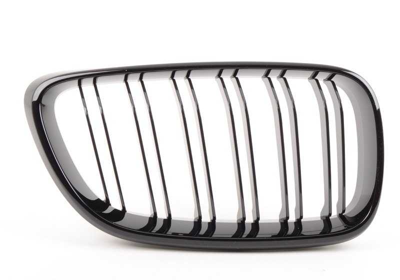 Parrilla delantera derecha M Performance en negro brillante OEM 51712355448 para BMW F87, F87N. Sustituye la parrilla cromada original con doble lama y logo M. Solo para modelos sin Night Vision. Original BMW.