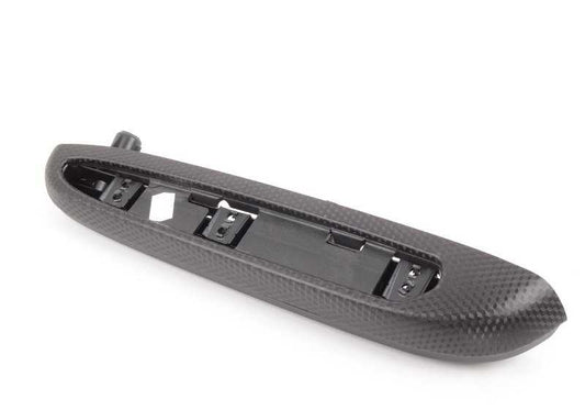 Posto posteriore sinistro Finito Cubo nero in alluminio OEM 51437901791 per BMW E46 {316CI, 318CI} compatibile. BMW originale.