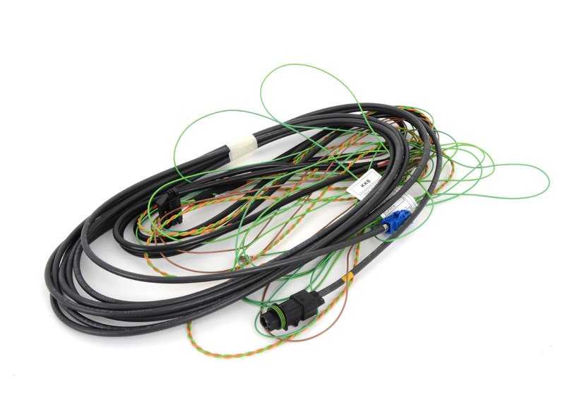Reversing Camera Upgrade Kit for BMW 3 Series F30, F31, F34 4 Series F32, F36 (OEM 66212361833). Original BMW.