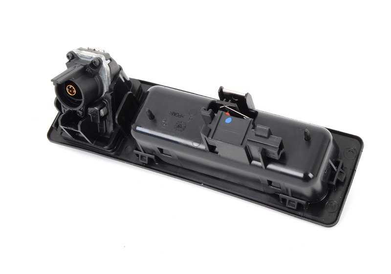 Reversing Camera Upgrade Kit for BMW 3 Series F30, F31, F34 4 Series F32, F36 (OEM 66212361833). Original BMW.