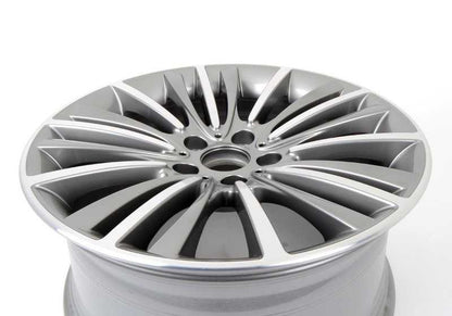 Llantas de aleación diseño W-spoke 423 OEM 36116851072 para BMW F10, F10N, F18, F18N, F06, F06N, F12, F12N, F13, F13N. Original BMW.