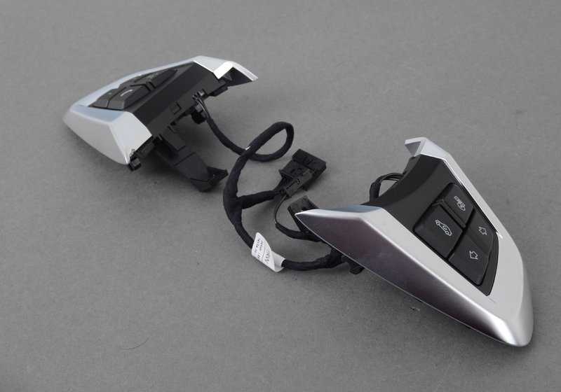 Multifunction Switch Assembly for BMW E89 (OEM 32306799746). Original BMW.