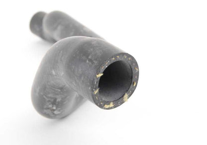 Manguera de agua delantera OEM 64211370258 para BMW E28. Pieza original BMW.